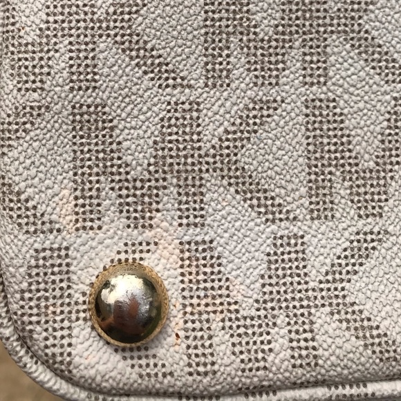 Authentic Michael Kors signature tote - Picture 13 of 13